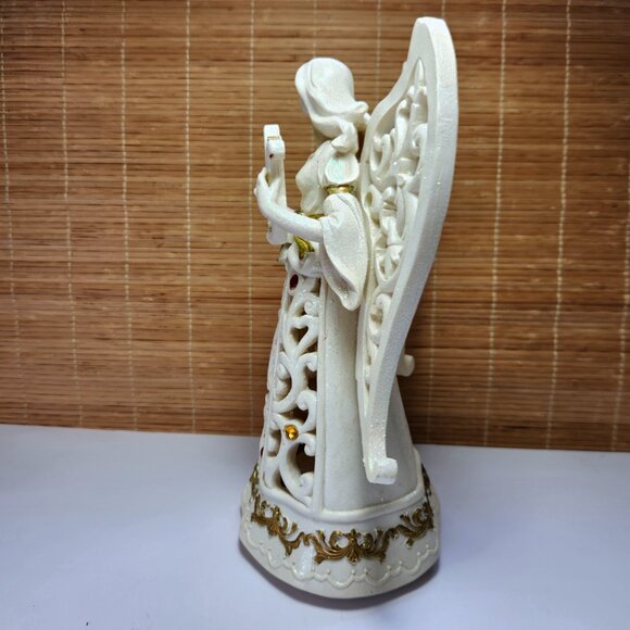 Costco LED Lighted Angel Figurine 11.5” Colour Changing Christmas Decor - Picture 14 of 17